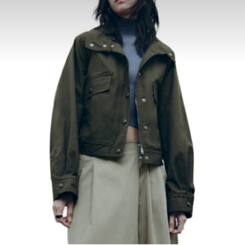 ZARA Army Green Cropped Pocket Bomber Jacket Size M NWT